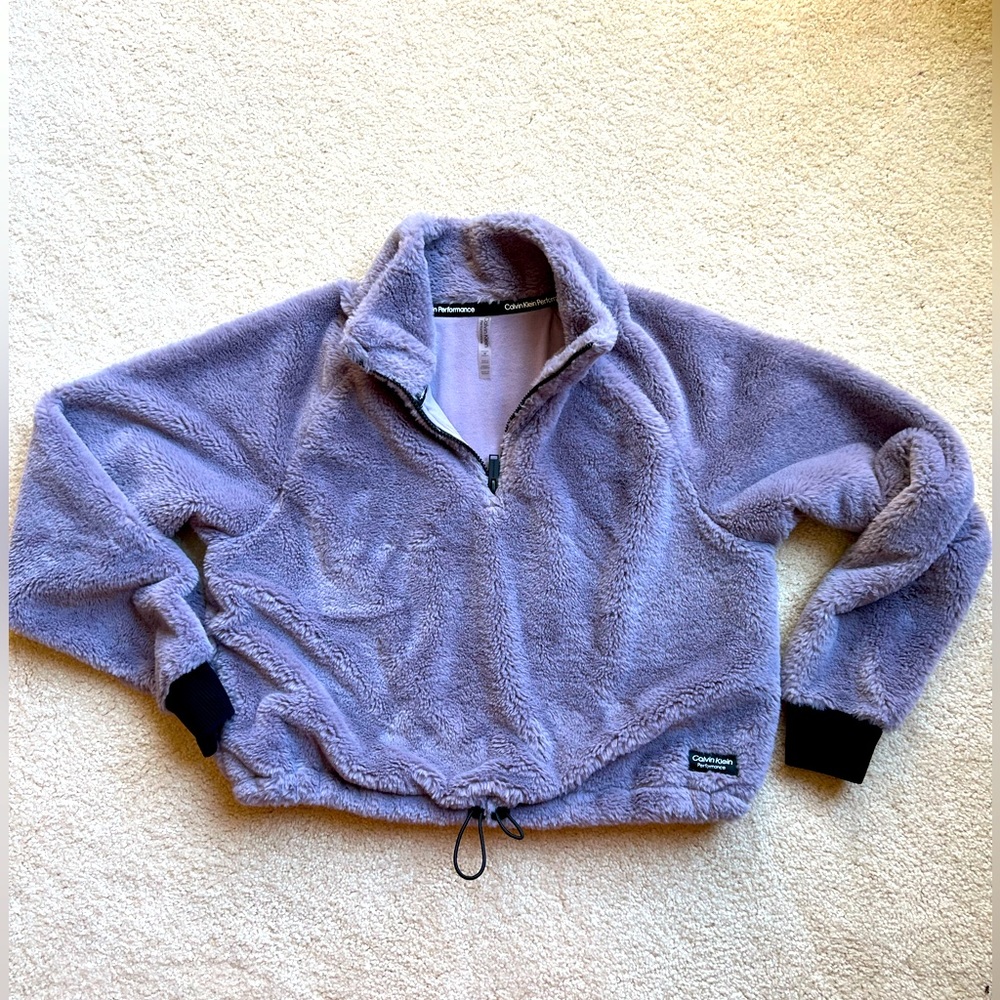 Super Duper Soft Calvin Klein Performance Cropped… - image 1